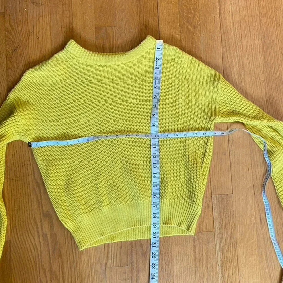 Urban Outfitters Yellow Crew Neck Knit Sweater - Picture 9 of 9